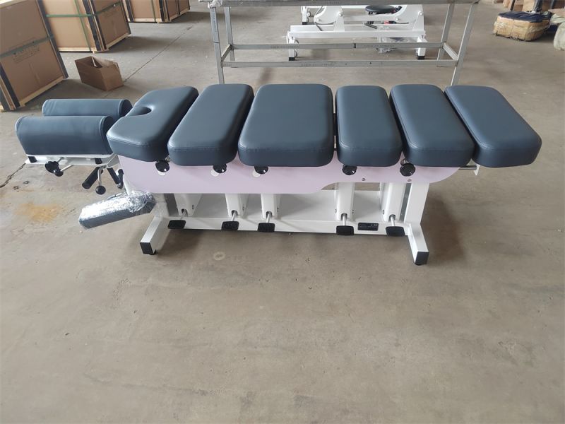 腳踩六節按摩床